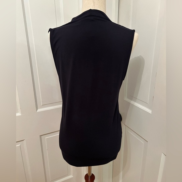 ANN TAYLOR NWT Sleeveless V Neck Blouse Navy Sz L Stretch - Picture 5 of 8